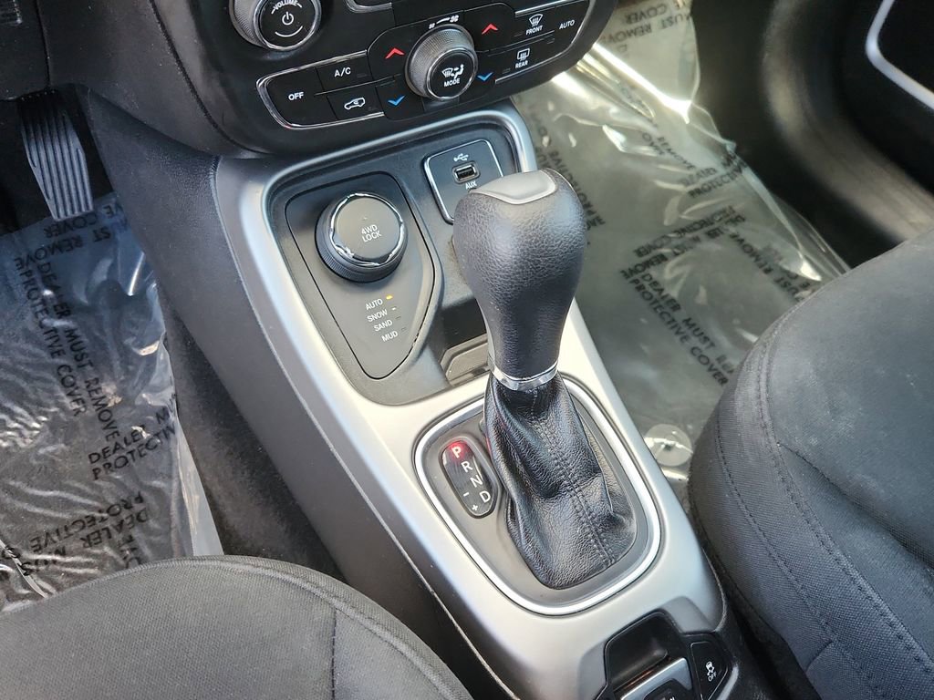 Used 2018 Jeep Compass Sport w/ Tech Group AWD/4WD image 21