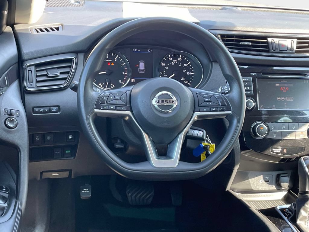 Used 2019 Nissan Rogue S FWD image 17