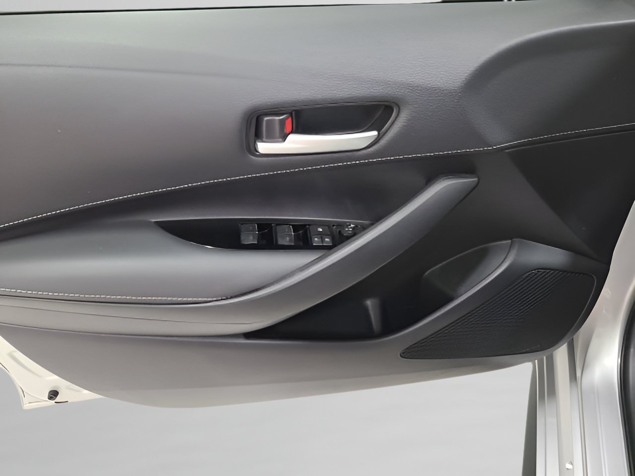 Used 2022 Toyota Corolla SE FWD image 19