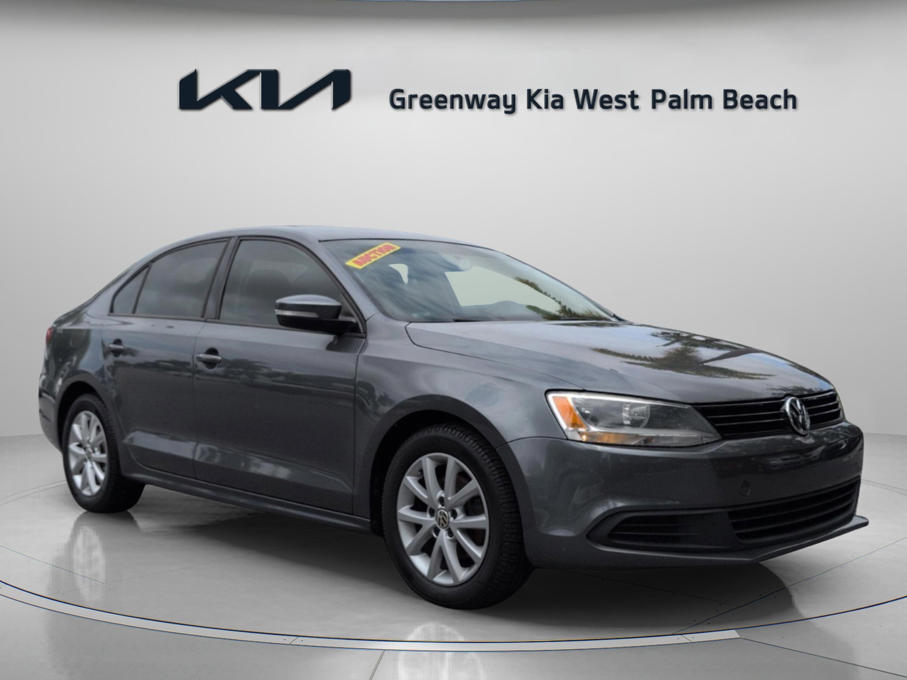 Used 2012 Volkswagen Jetta SE FWD image 1