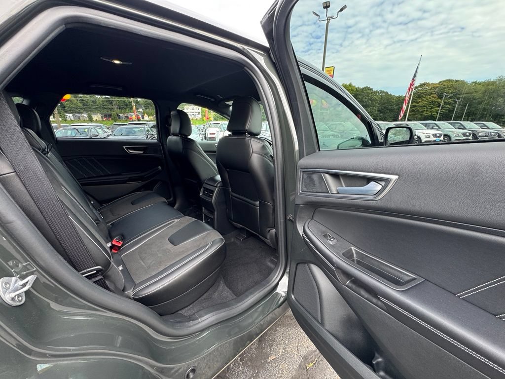 Used 2022 Ford Edge ST AWD/4WD image 27