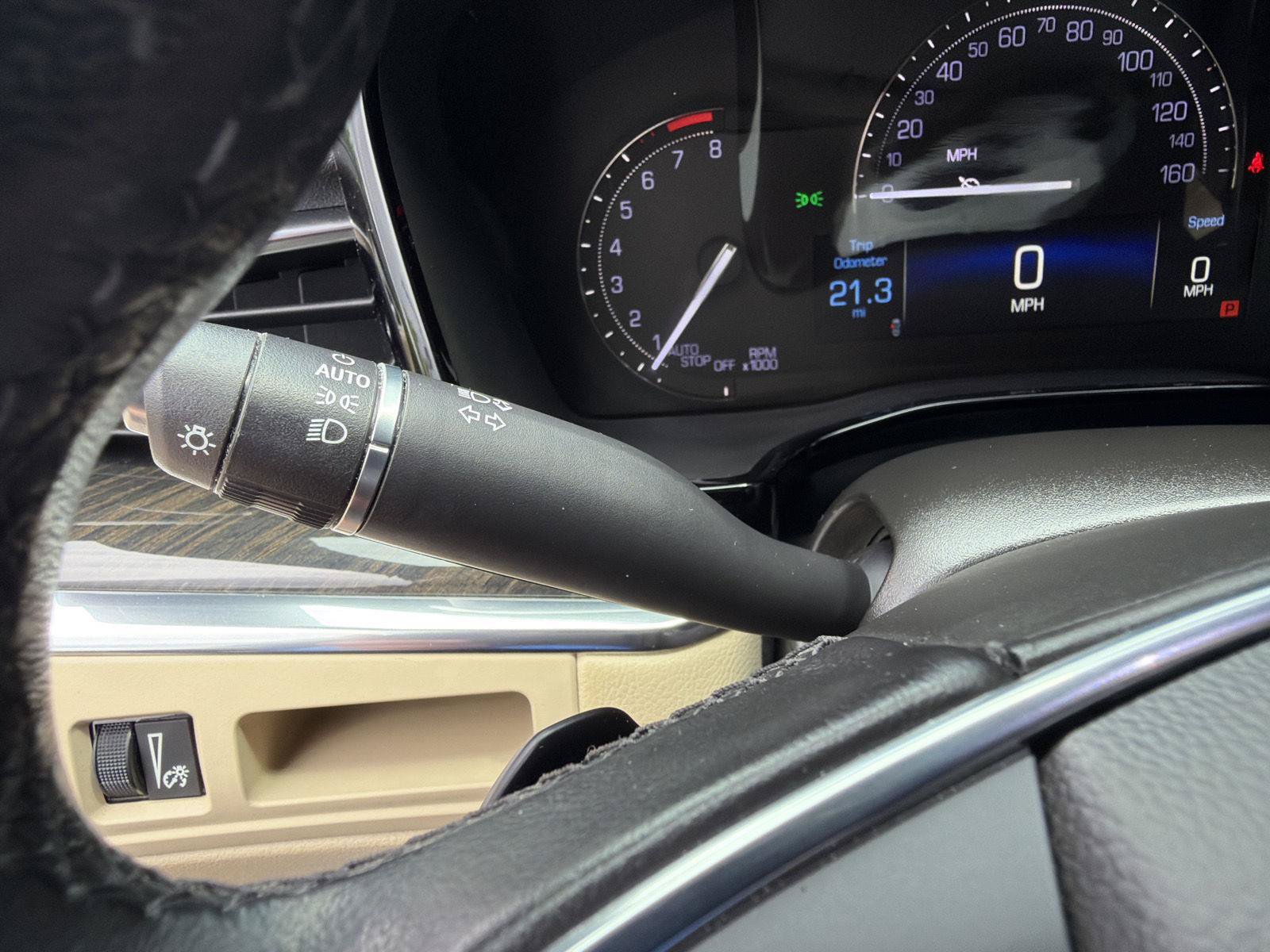 Used 2019 Cadillac XT5 FWD image 21