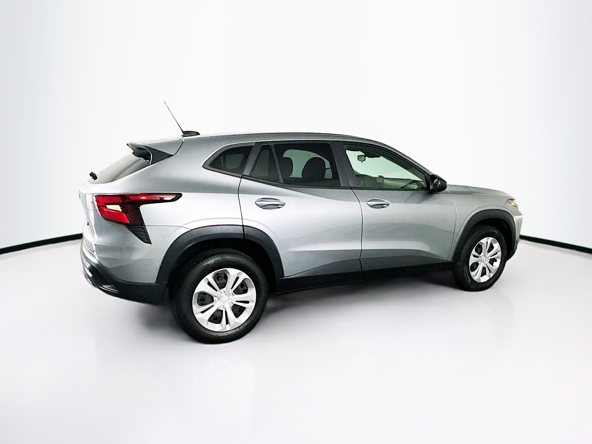 Used 2024 Chevrolet Trax LS FWD image 10