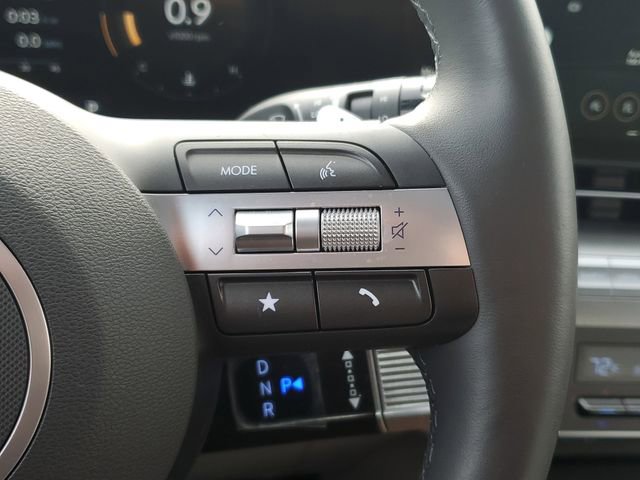 Used 2025 Hyundai Kona Limited image 23