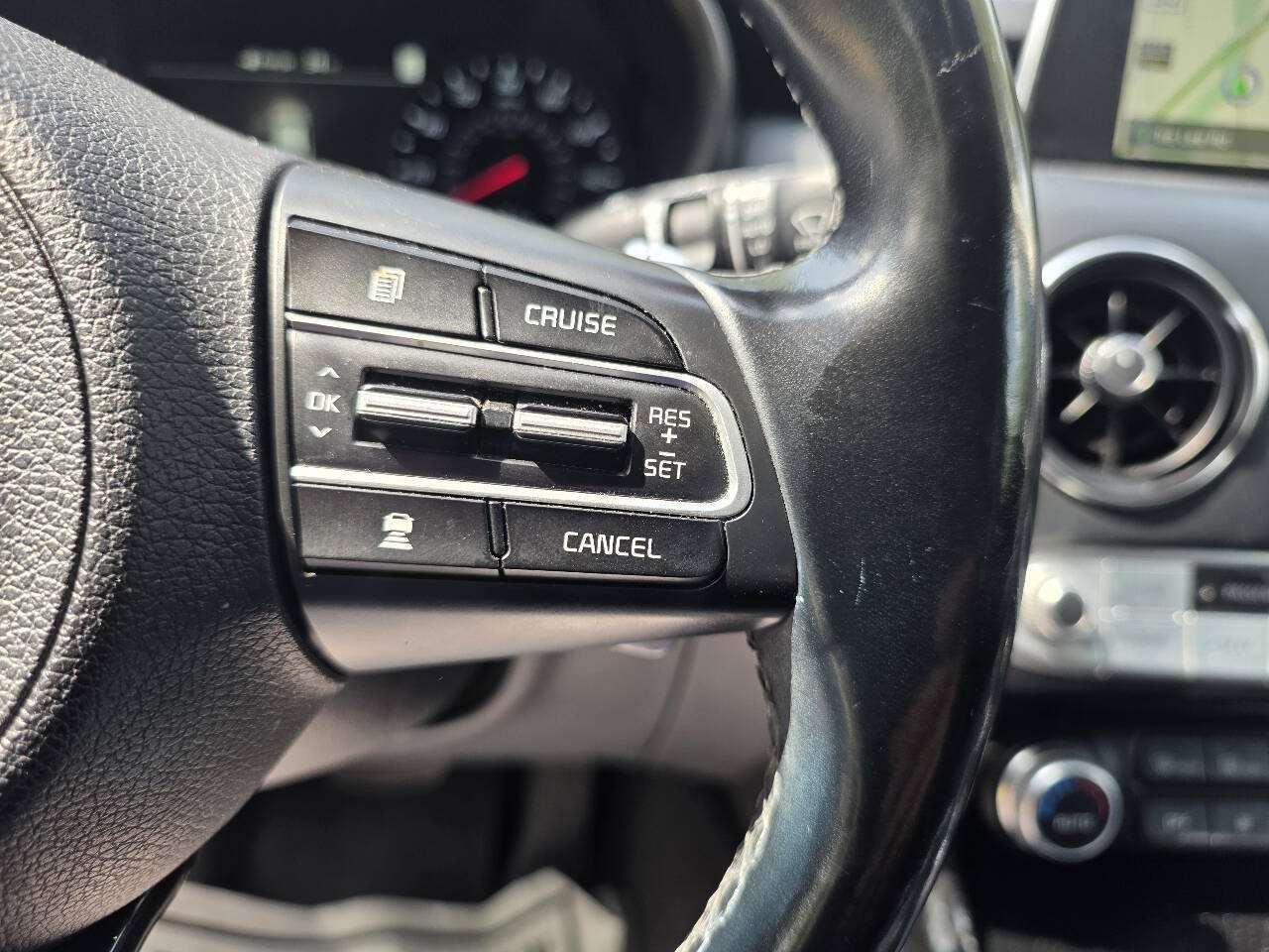 Used 2019 Kia Stinger Premium AWD/4WD image 13