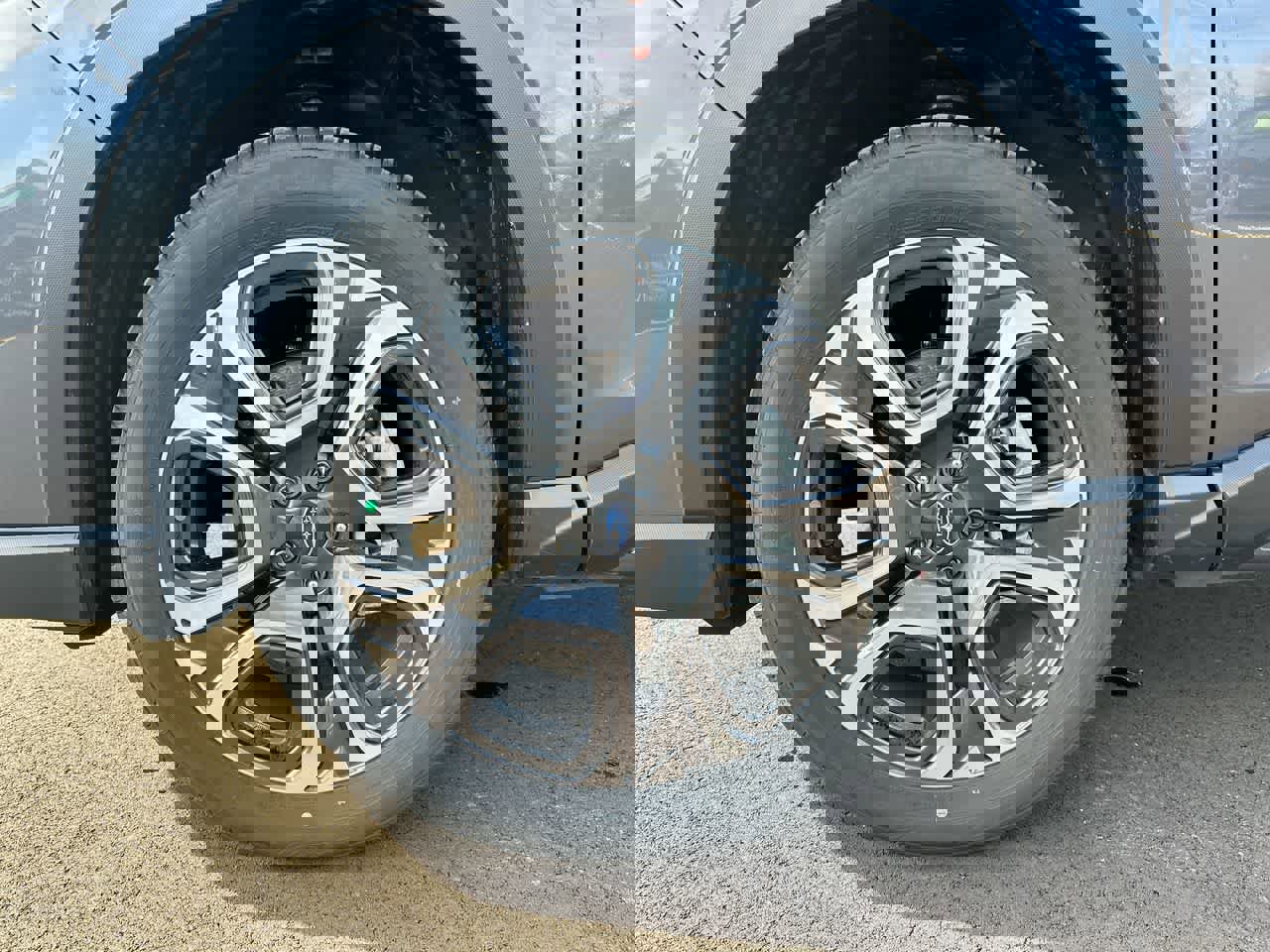 Certified 2025 Subaru Ascent Limited image 11