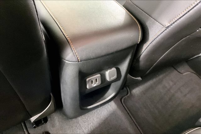 Used 2022 GMC Canyon AT4 AWD/4WD image 10