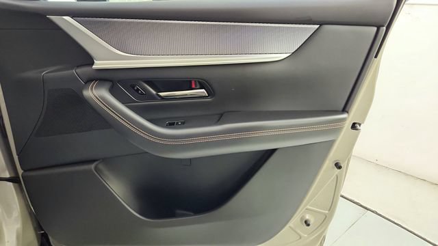 New 2026 MAZDA CX-90 Plug-In Hybrid w/Premium Sport AWD/4WD image 40