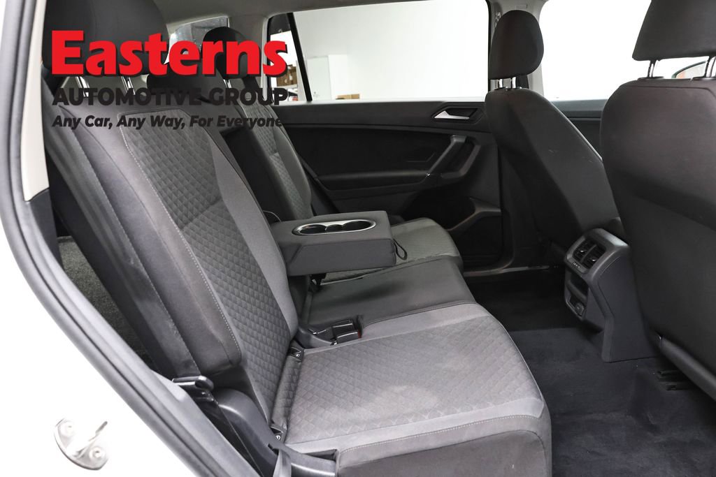Used 2020 Volkswagen Tiguan S image 23