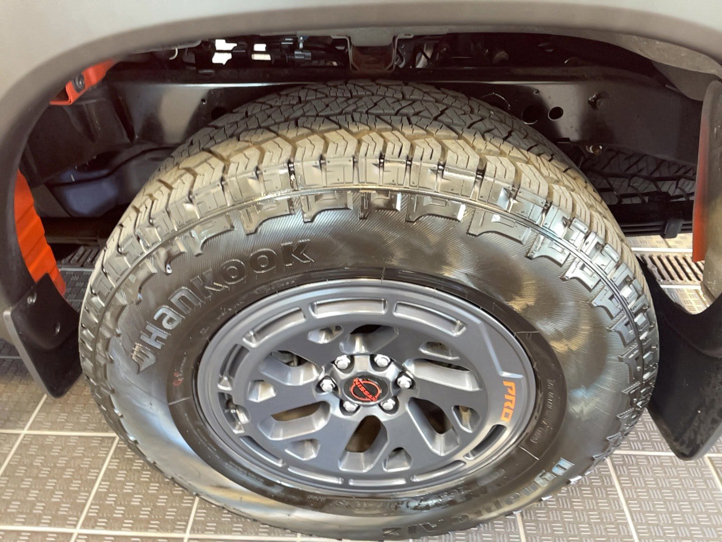 Certified 2025 Nissan Frontier PRO-4X w/ Pro Premium Package AWD/4WD image 5