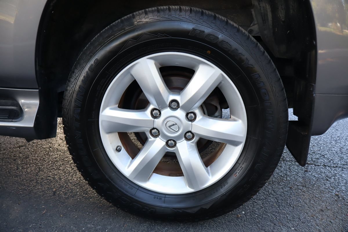 Used 2010 Lexus GX 460 AWD/4WD image 46