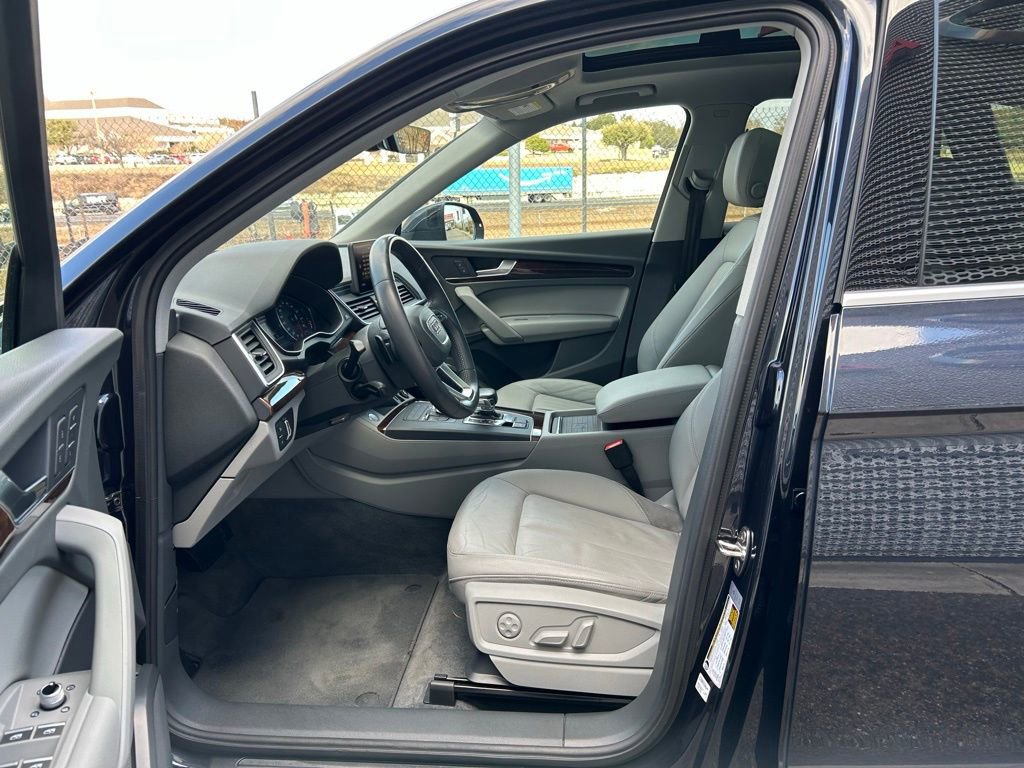 Used 2020 Audi Q5 2.0T Premium image 15