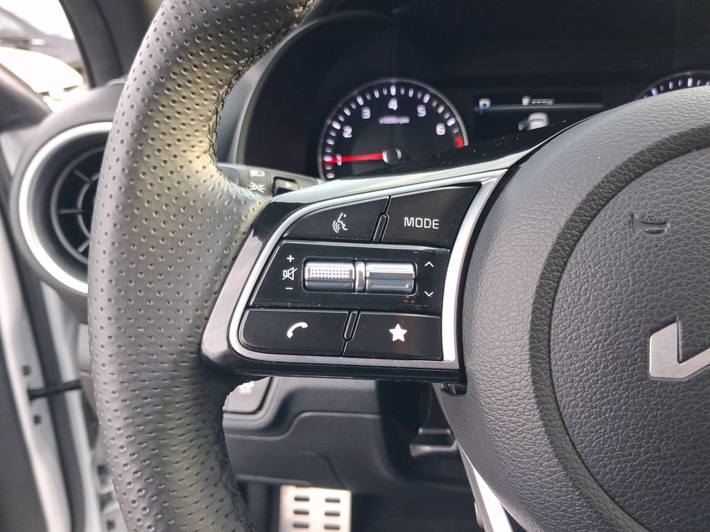 Used 2023 Kia Forte GT-Line w/ GT-Line Technology Package FWD image 19