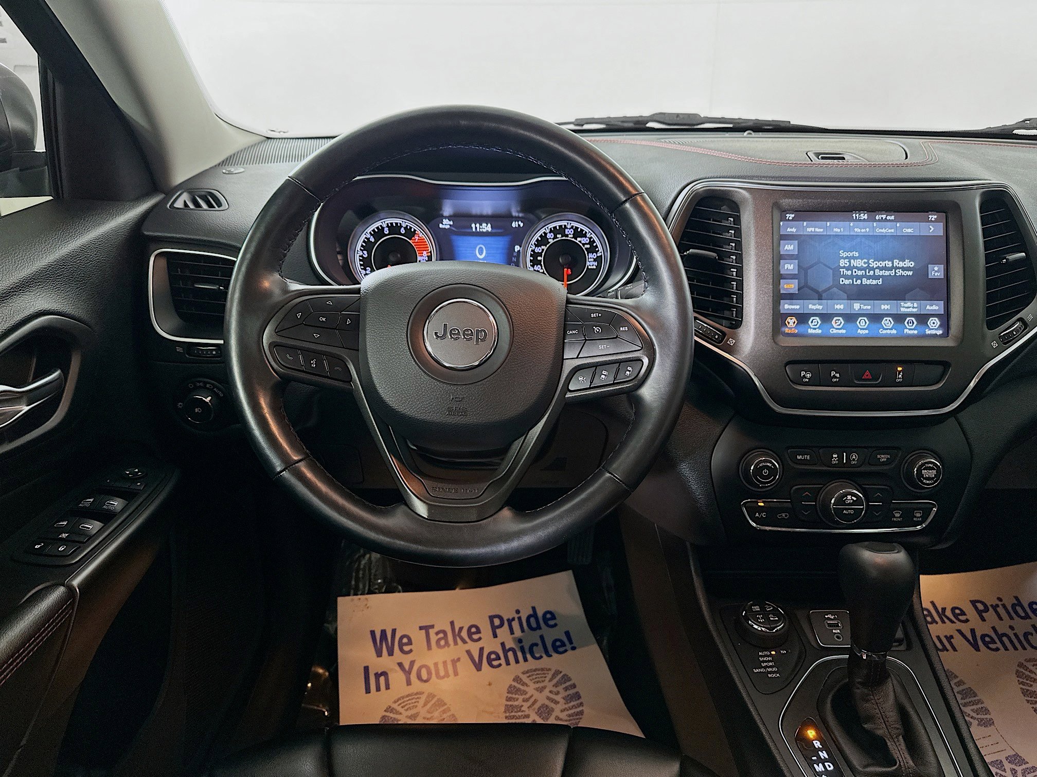 Used 2020 Jeep Cherokee Trailhawk w/ Technology Group AWD/4WD image 20