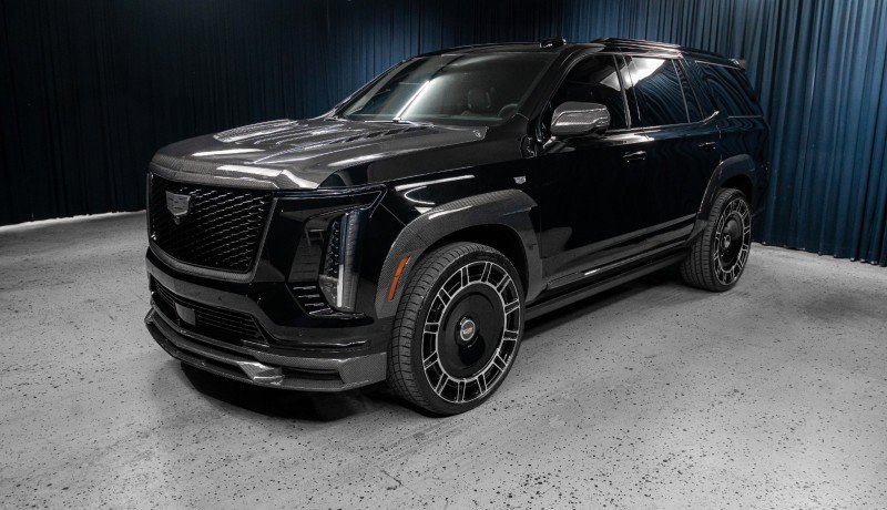 Used 2026 Cadillac Escalade Platinum Sport w/ LPO, ONYX Package AWD/4WD image 1