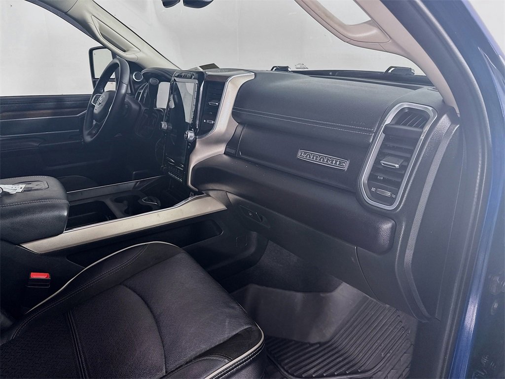 Used 2024 RAM 3500 Laramie image 31