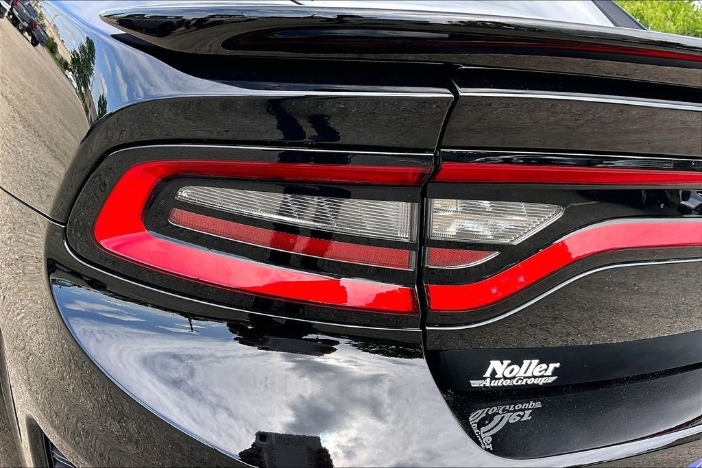 Used 2022 Dodge Charger SRT Hellcat w/ Harman/Kardon Audio Group RWD image 30