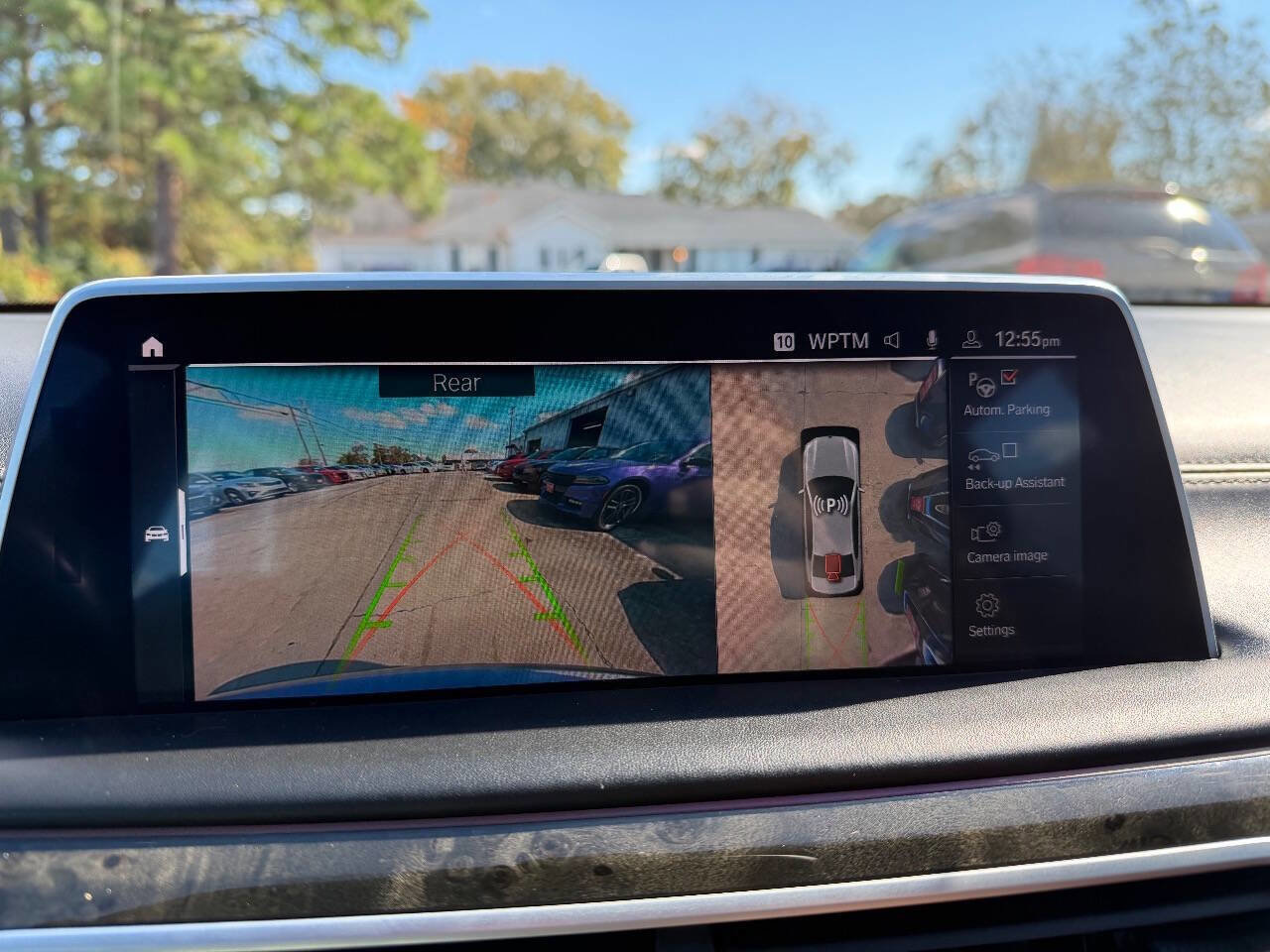 Used 2020 BMW 740i w/ M Sport Package image 18