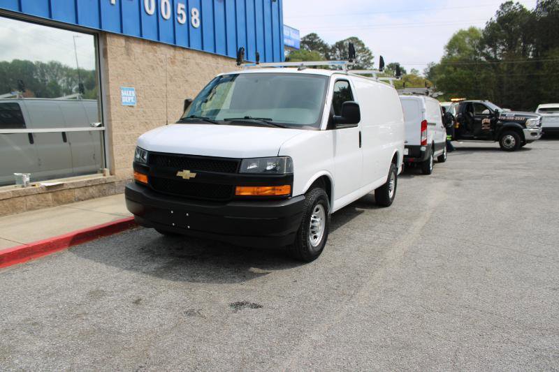 Used 2023 Chevrolet Express 2500 w/ Driver Convenience Package image 3