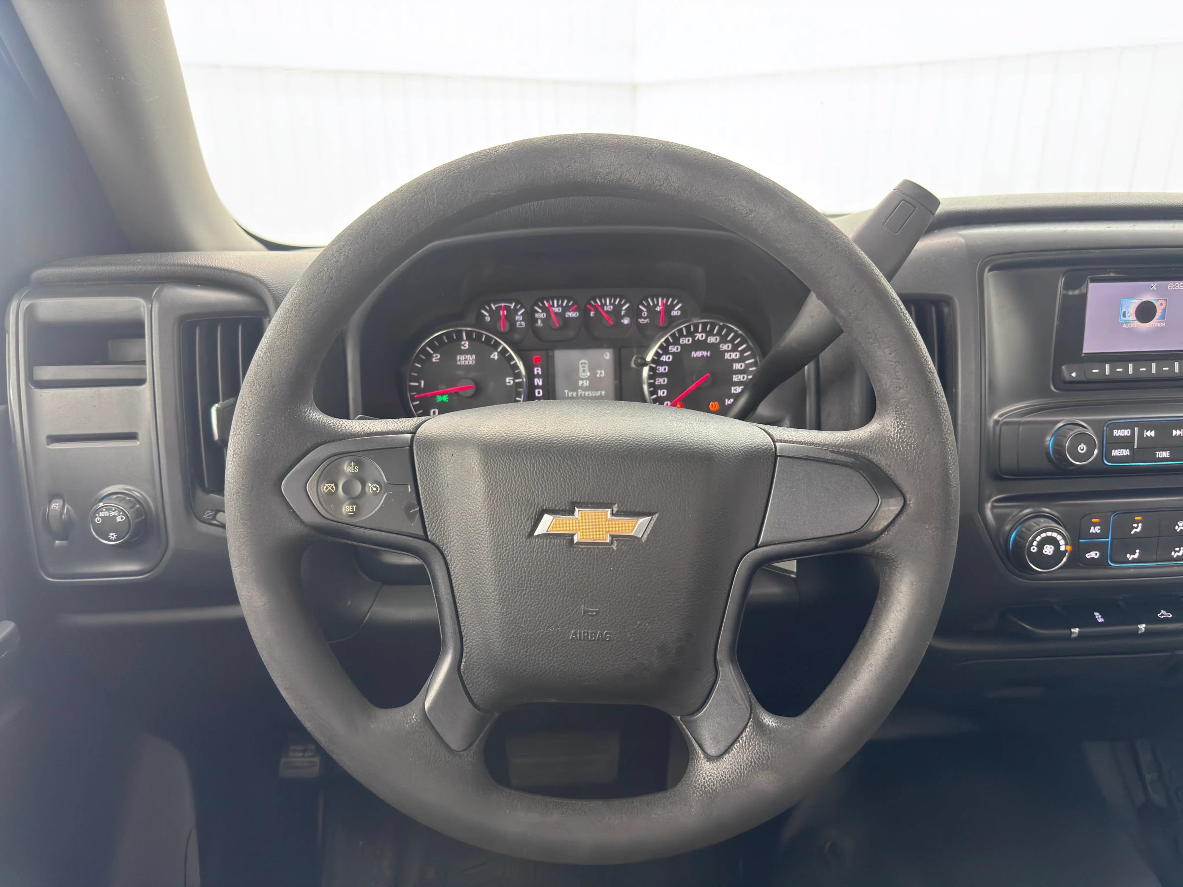 Used 2015 Chevrolet Silverado 1500 W/T RWD image 15