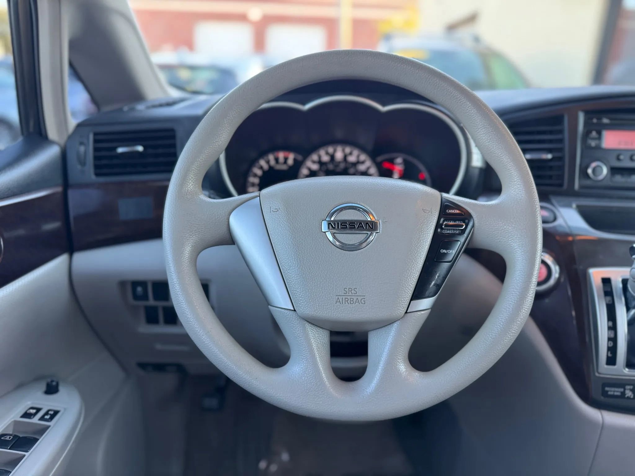 Used 2015 Nissan Quest S image 15