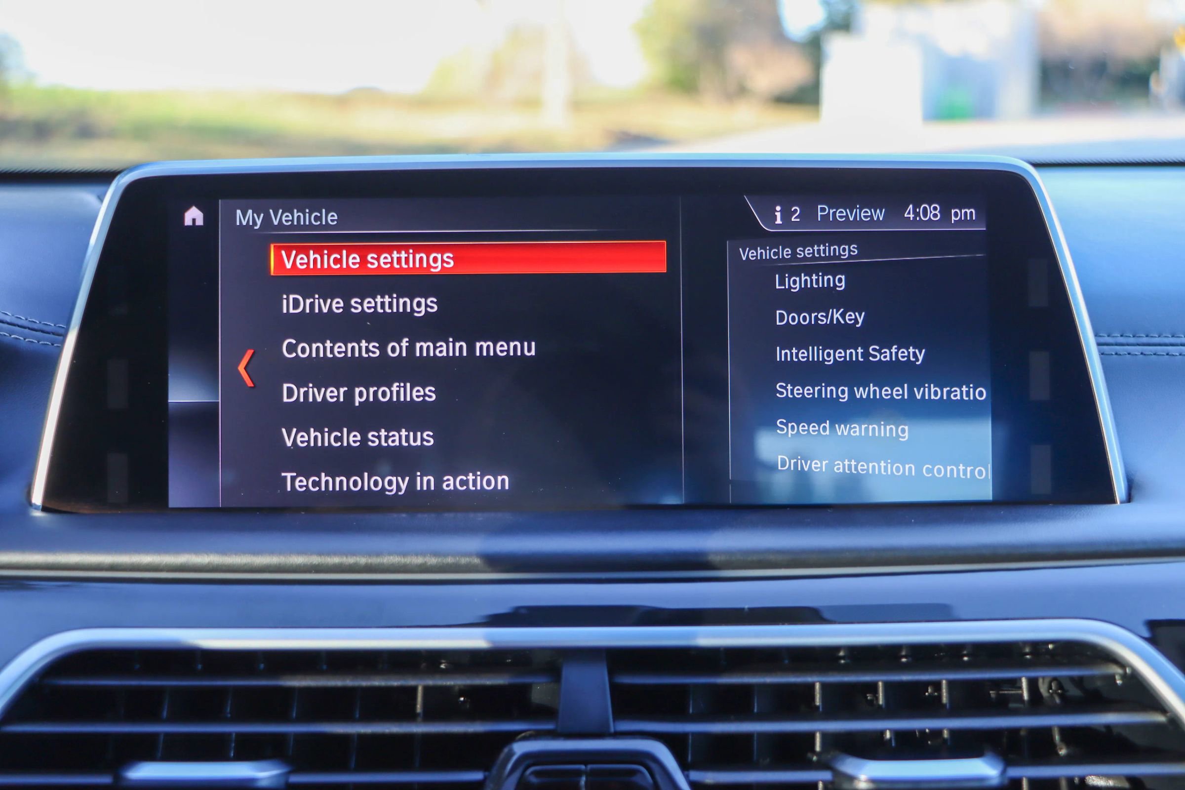 Used 2019 BMW 740i w/ Executive Package image 36