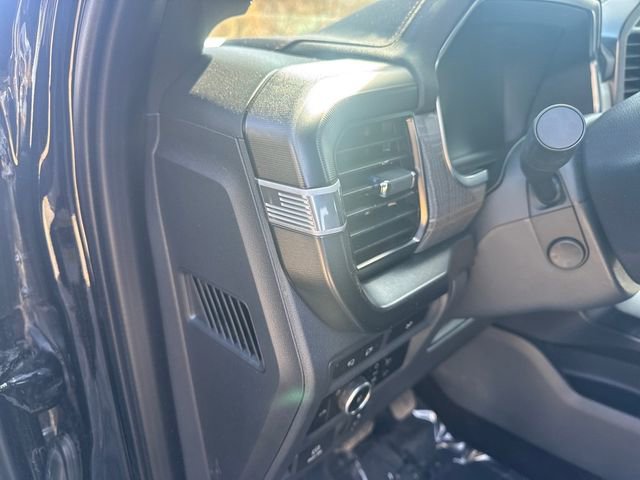 Used 2023 Ford F150 Platinum AWD/4WD image 19