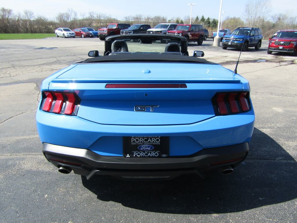 Used 2025 Ford Mustang GT Premium RWD image 11