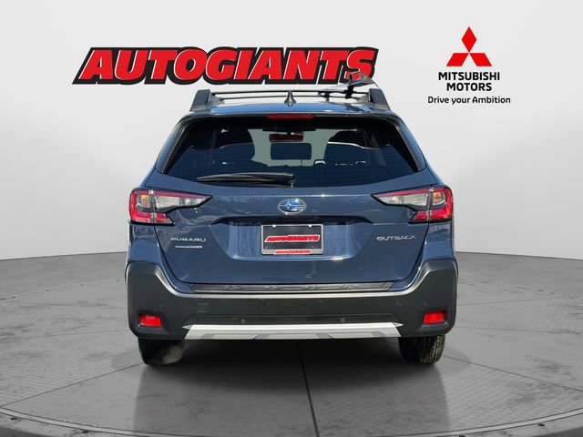 Used 2023 Subaru Outback Limited image 3