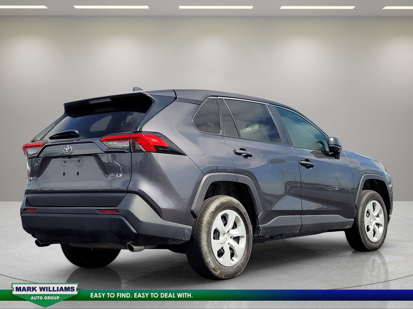 Used 2025 Toyota RAV4 LE FWD image 4