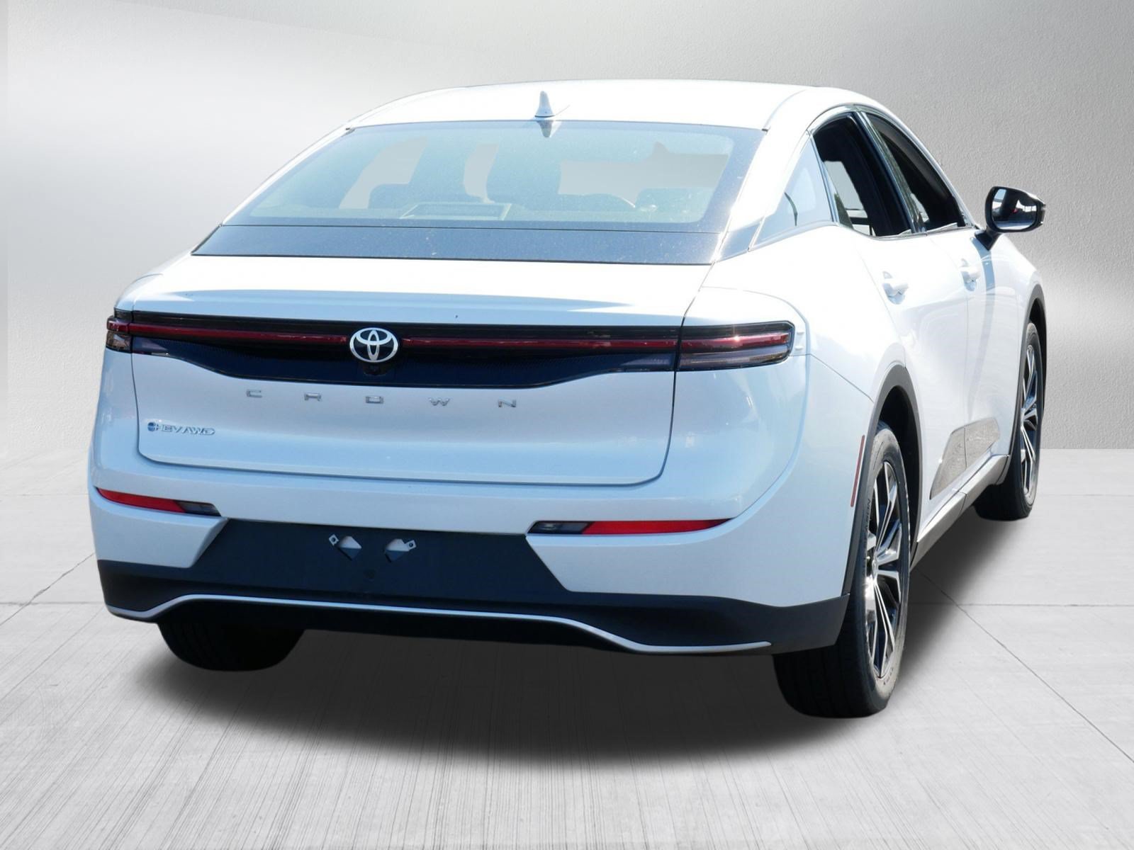 Certified 2026 Toyota Crown AWD/4WD image 6