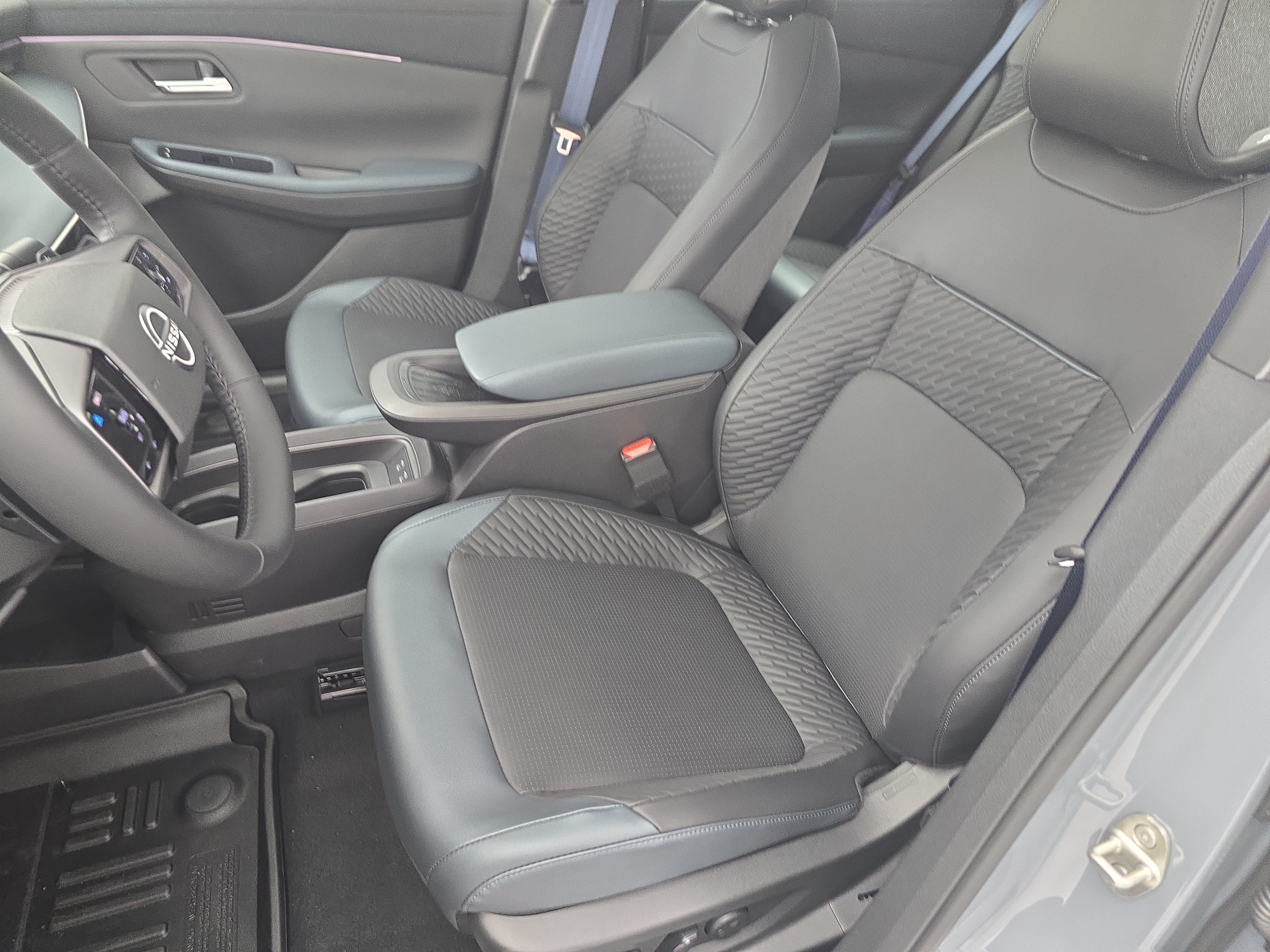 New 2026 Nissan Leaf Platinum+ FWD image 15