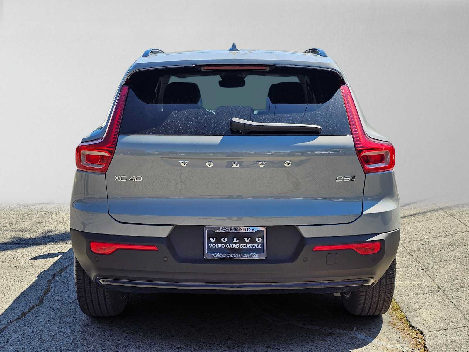 New 2026 Volvo XC40 B5 Ultra w/ Protection Package Premier AWD/4WD image 4