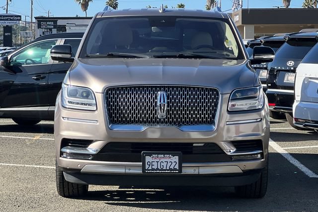 Used 2019 Lincoln Navigator Select w/ Technology Package RWD image 11