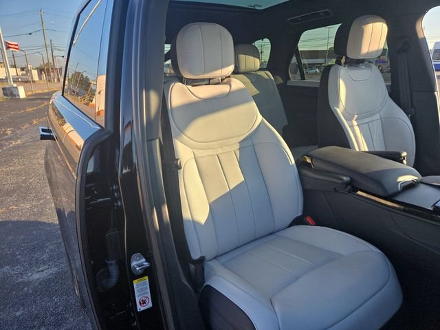 Used 2023 Land Rover Range Rover Sport SE Dynamic AWD/4WD image 25