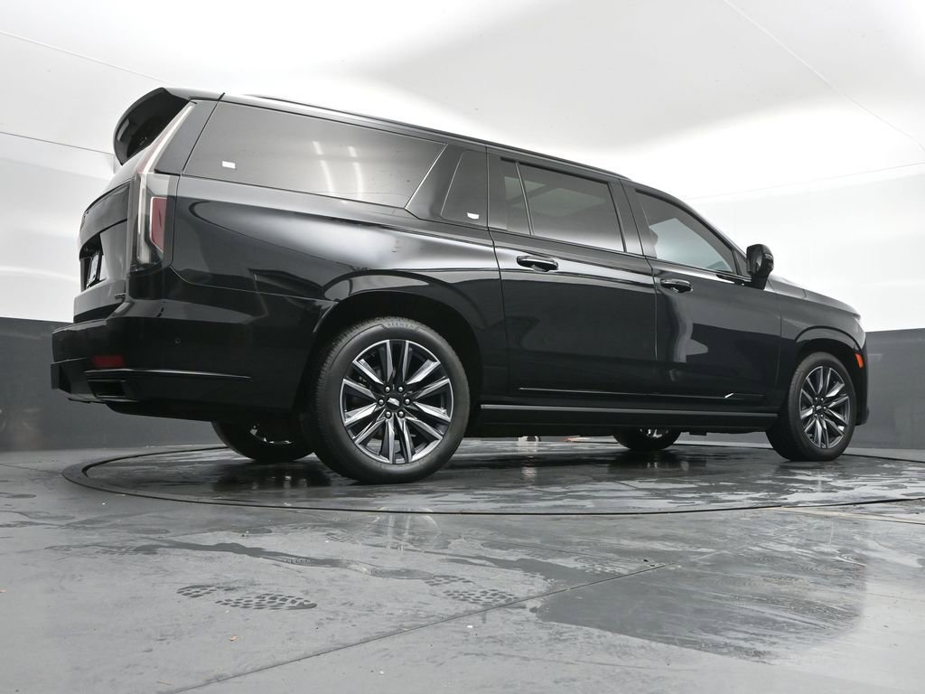 Used 2024 Cadillac Escalade ESV Sport w/ Touring Package AWD/4WD image 43