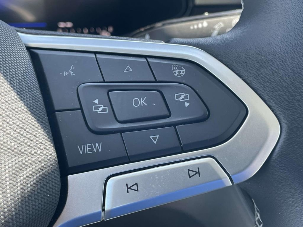 Used 2025 Volkswagen Taos S FWD image 19