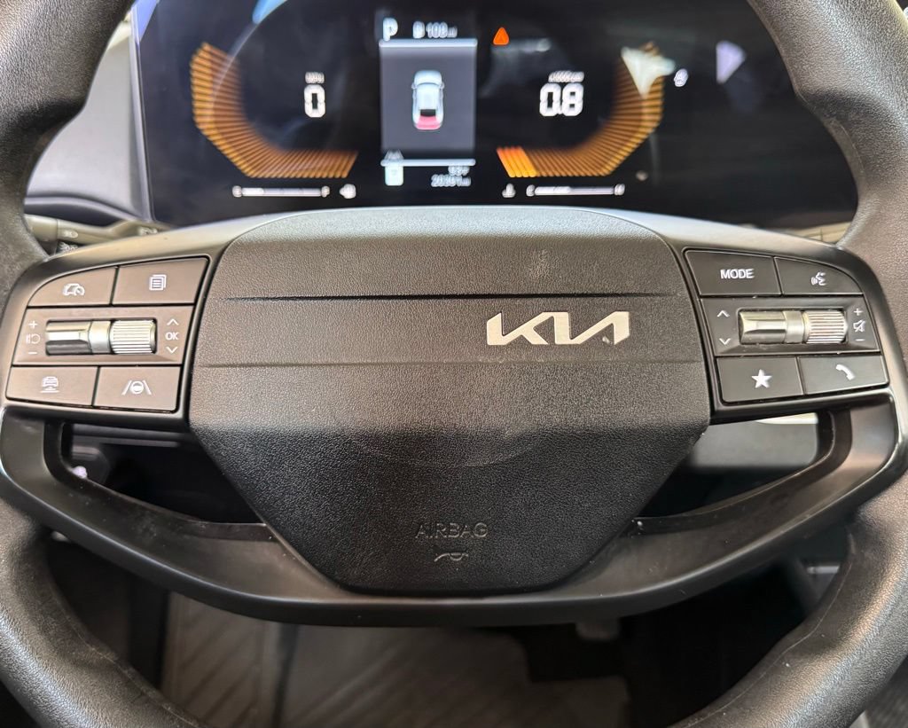 Used 2025 Kia K4 FWD image 5