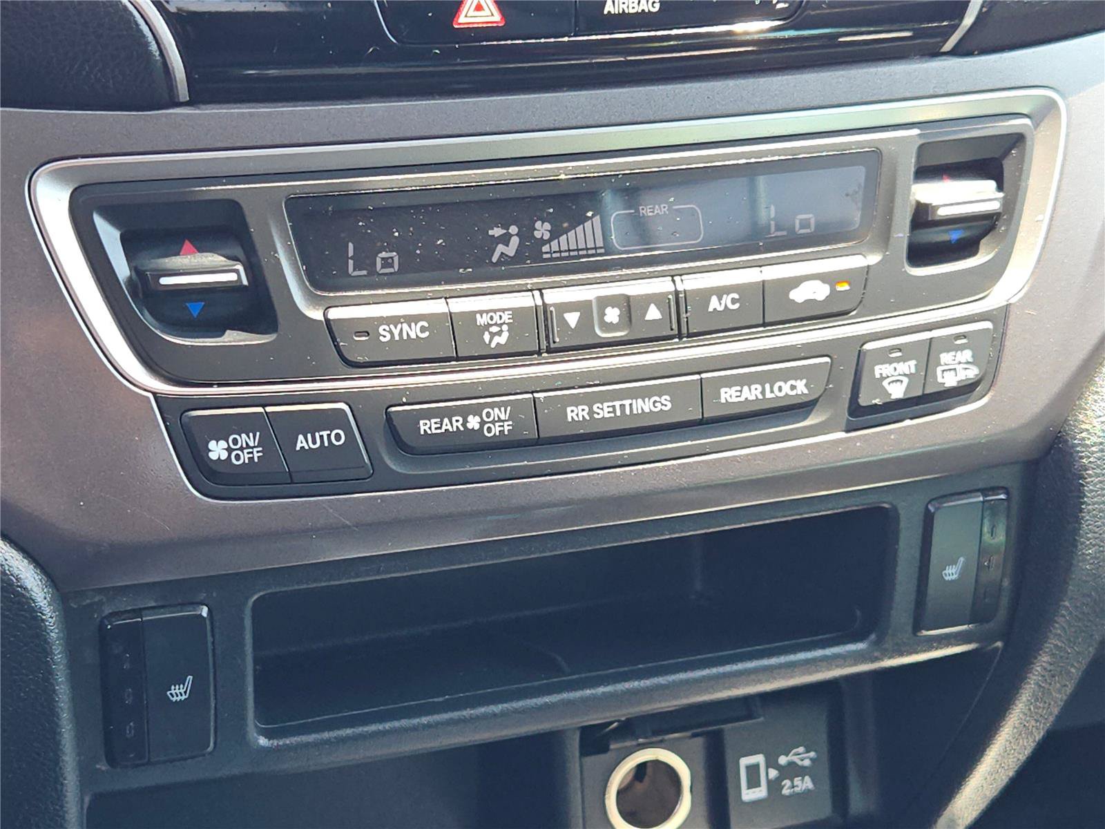 Used 2022 Honda Pilot Special Edition image 11