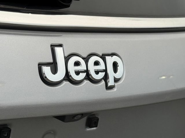 Used 2022 Jeep Compass Latitude AWD/4WD image 28