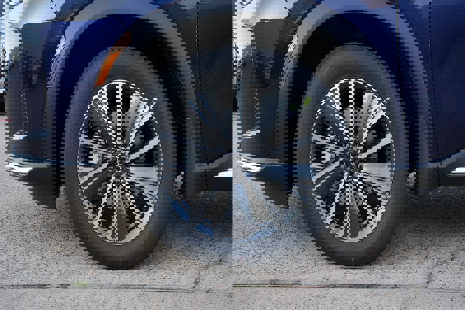 New 2026 INFINITI QX60 Luxe image 26