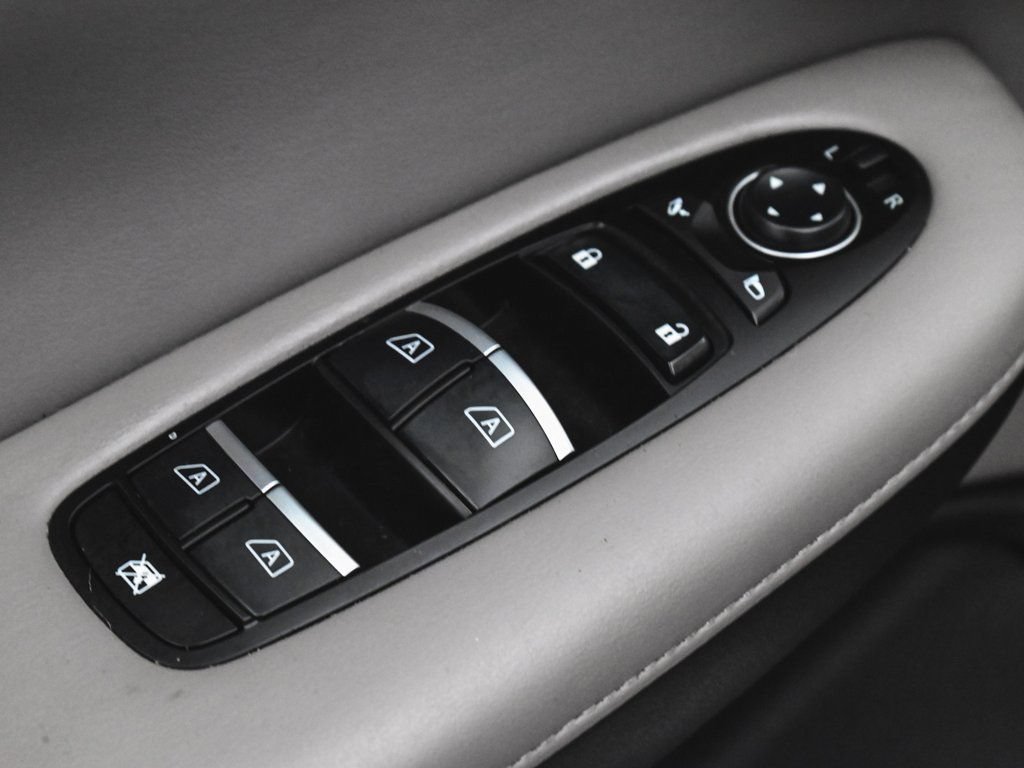 Used 2023 INFINITI QX50 Luxe AWD/4WD image 7