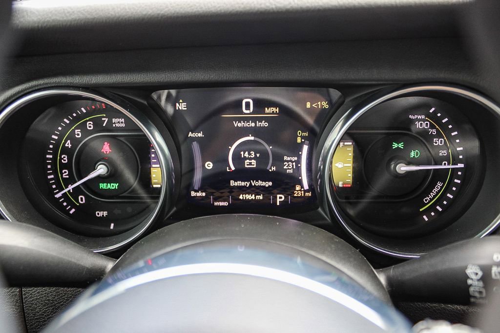 Used 2023 Jeep Wrangler Unlimited Sahara image 22