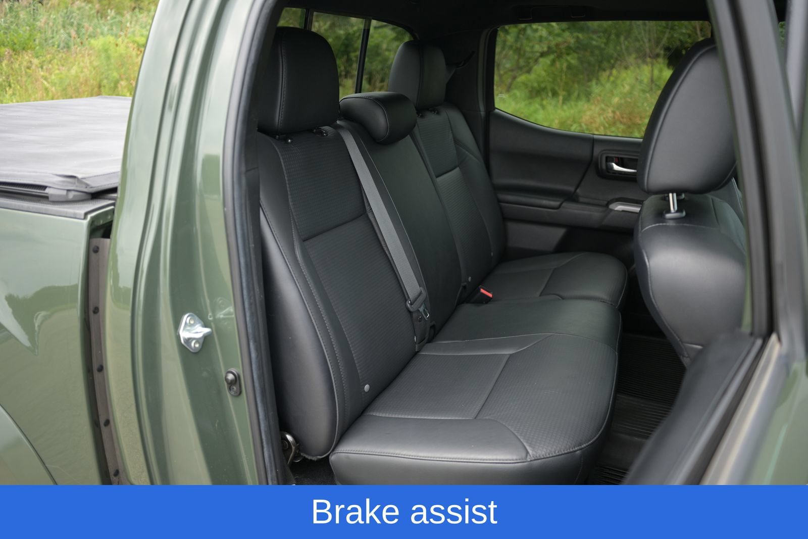 Used 2022 Toyota Tacoma Limited AWD/4WD image 36