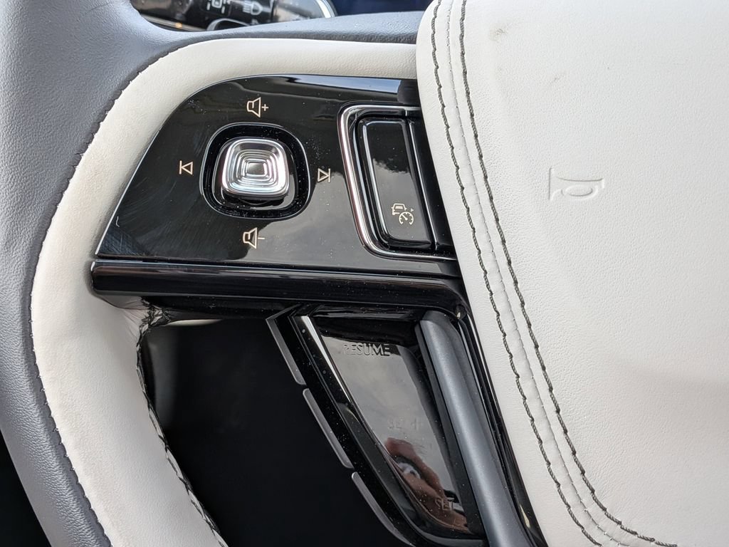 New 2026 Lincoln Aviator Reserve w/ Illumination Package RWD image 30