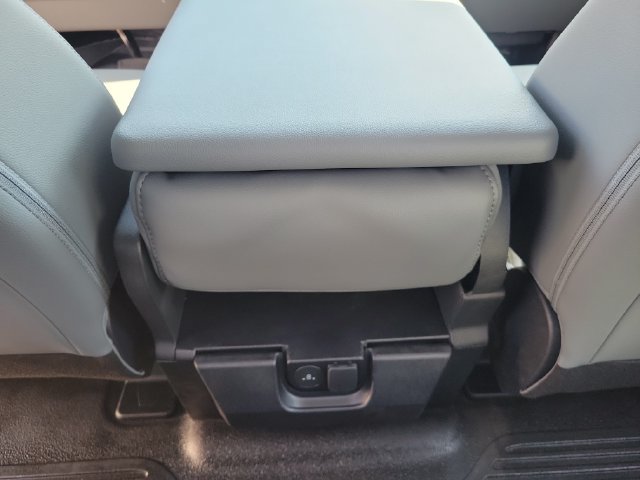 New 2027 Ford F350 XL w/ 360-Degree Camera Package AWD/4WD image 10