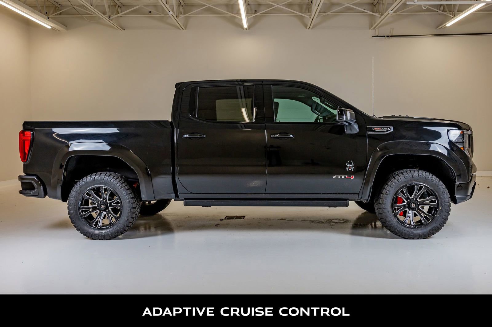 Used 2022 GMC Sierra 1500 AT4 w/ AT4 Premium Package AWD/4WD image 10