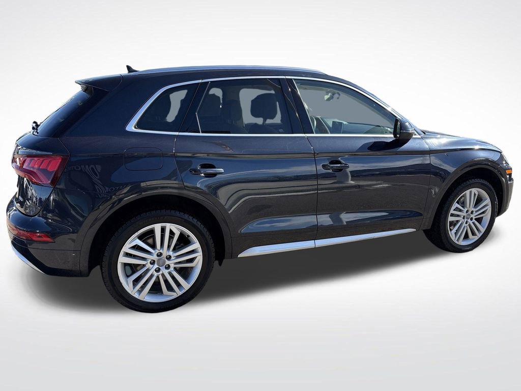 Used 2020 Audi Q5 2.0T Premium Plus w/ Premium Plus Package AWD/4WD image 5