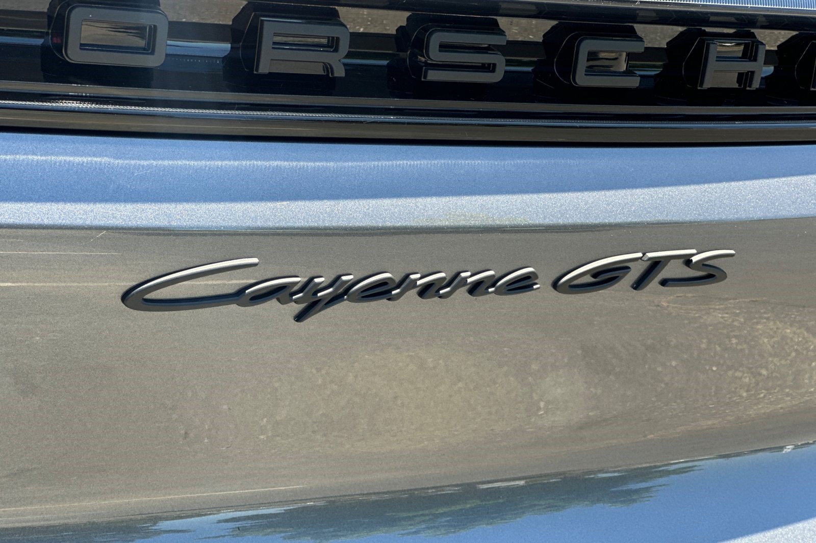 Used 2025 Porsche Cayenne GTS AWD/4WD image 40