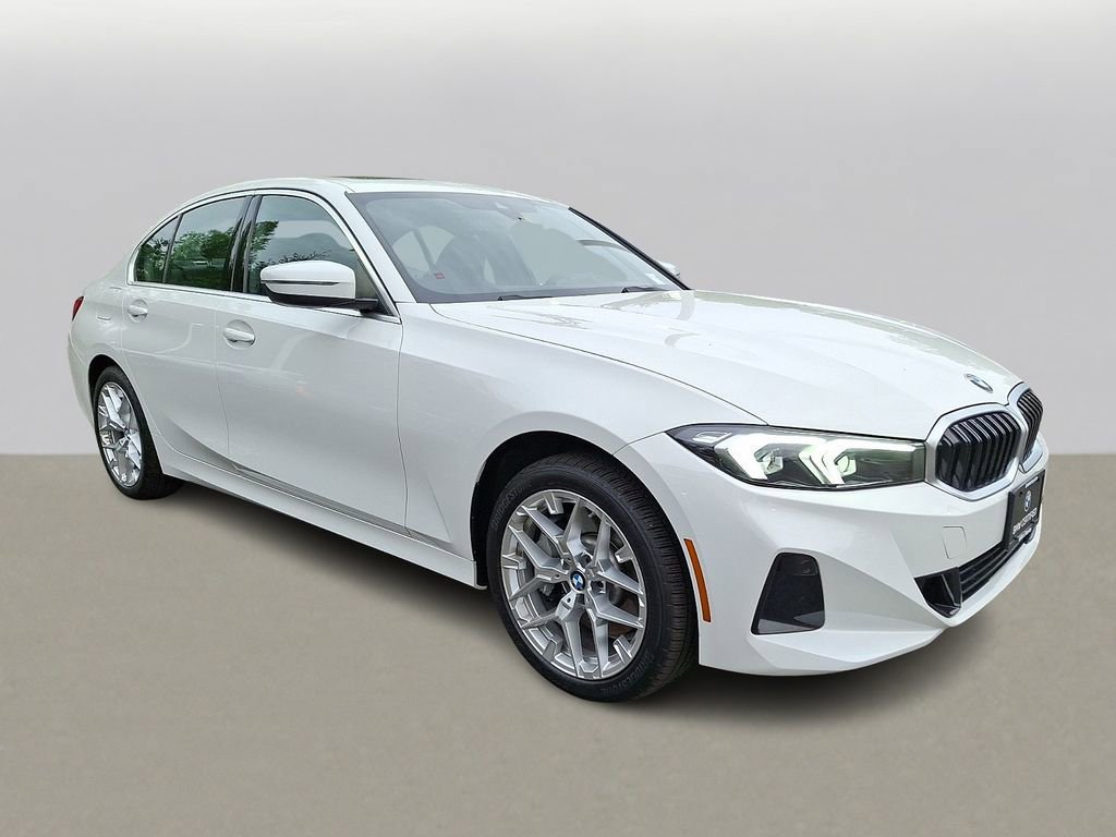 Certified 2025 BMW 330i xDrive Sedan AWD/4WD image 3